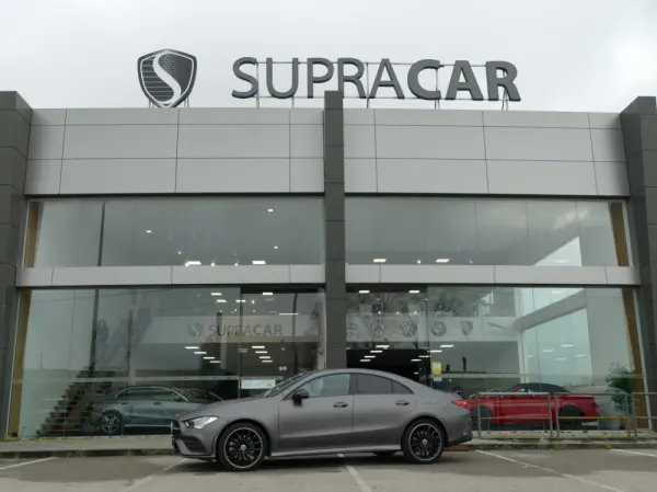 Mercedes-Benz CLA 250 e AMG Line 37