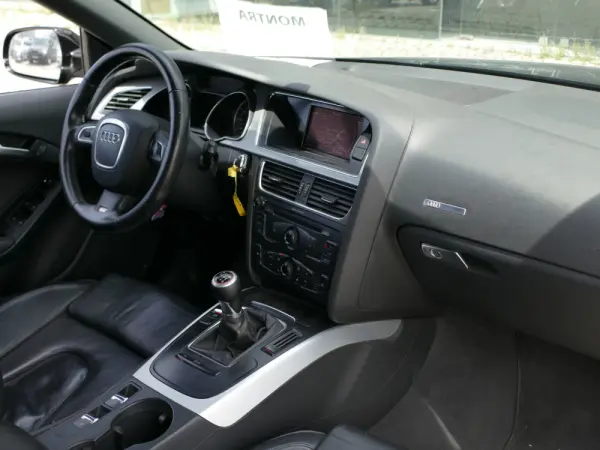 Audi A5 Cabrio 2.0 TDi S-line 28
