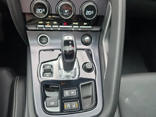 Jaguar F-Type 2.0 i4 R-Dynamic 17