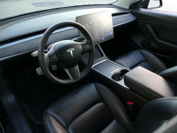 Tesla Model 3 Performance Dual Motor AWD 23
