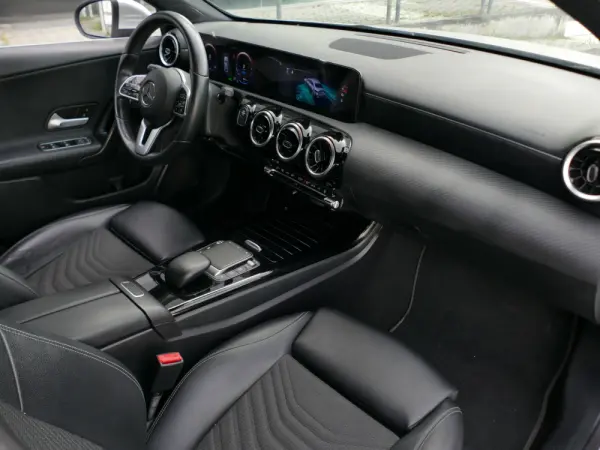 Mercedes-Benz A 250 Limousine e Style Plus 24