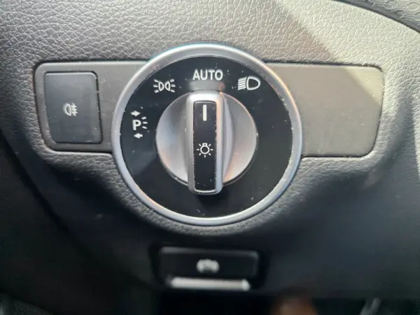 Mercedes-Benz A 180 d Urban 22