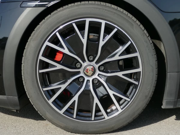 Porsche Taycan Sport Turismo 4S 6