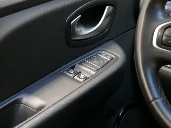 Renault Clio Sport Tourer 0.9 TCe Limited 30