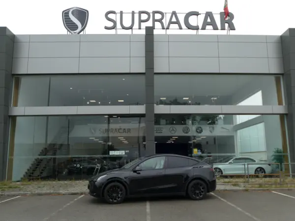 Tesla Model Y Tração Traseira 39
