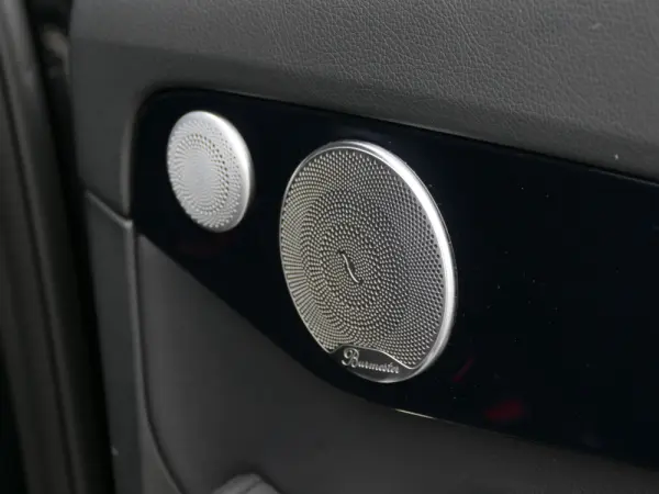 Mercedes-Benz C 300 de Avantgarde 31