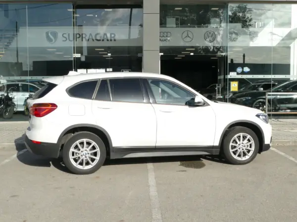 BMW X1 16 d sDrive Advantage 41