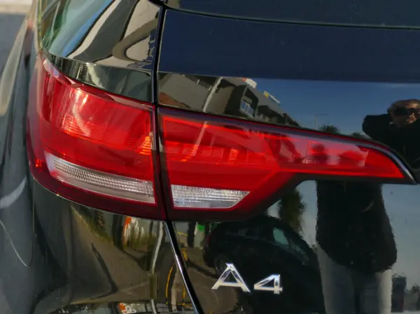 Audi A4 Avant 2.0 TDI 11