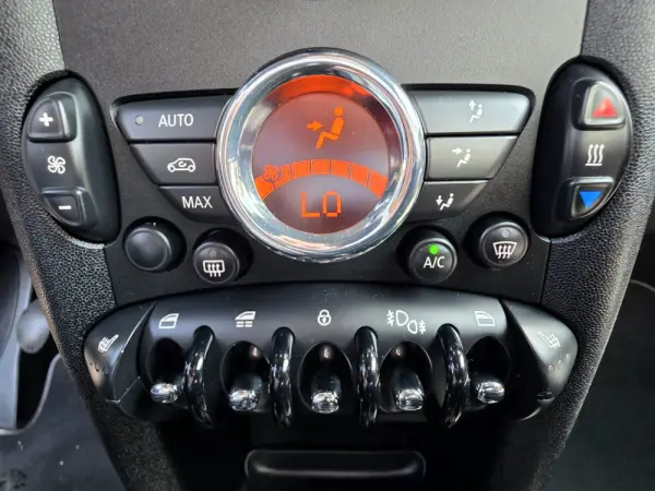 MINI Cabrio Cooper D 20