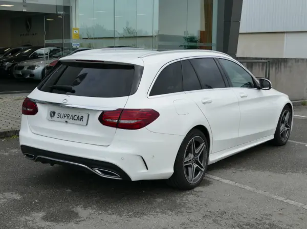 Mercedes-Benz C 220 d AMG Line 3