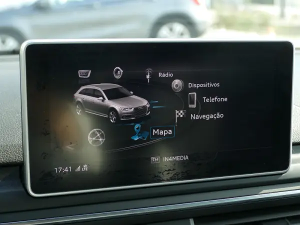 Audi A4 Avant 2.0 TDI Advance 19