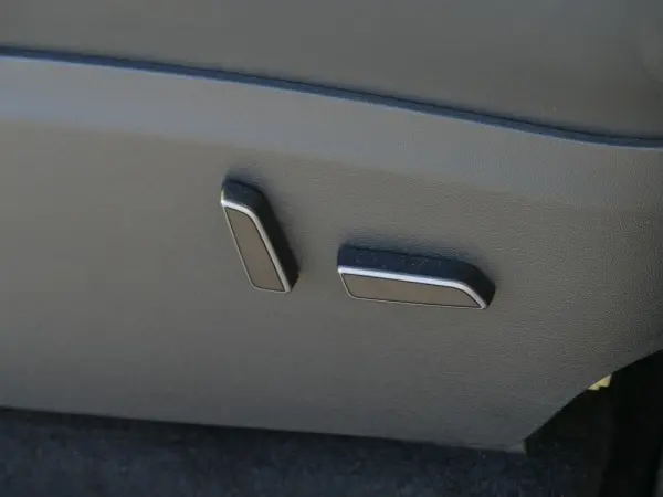Tesla Model Y Performance Tração Integral 29