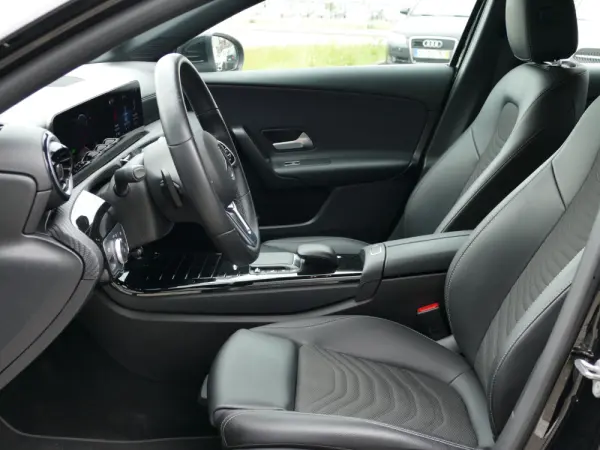 Mercedes-Benz A 250 e Style Plus 22