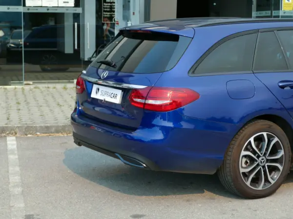Mercedes-Benz C 300 h Avantgarde+ 6