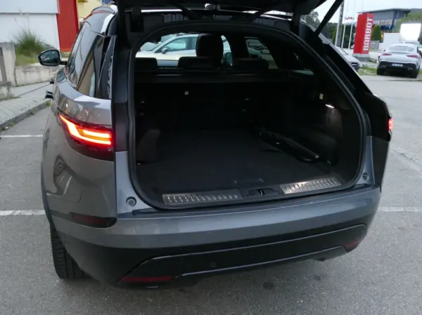 Land Rover Range Rover Velar 2.0 P400e AWD Dynamic SE 14