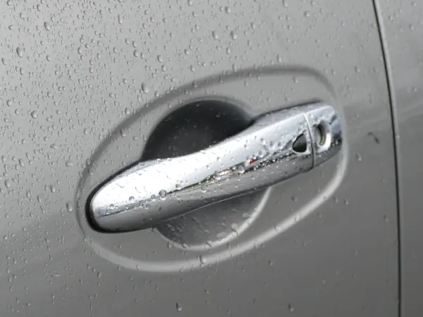 Nissan Navara 2.3 dCi CD 4WD N-Connecta Navi+Barras 7