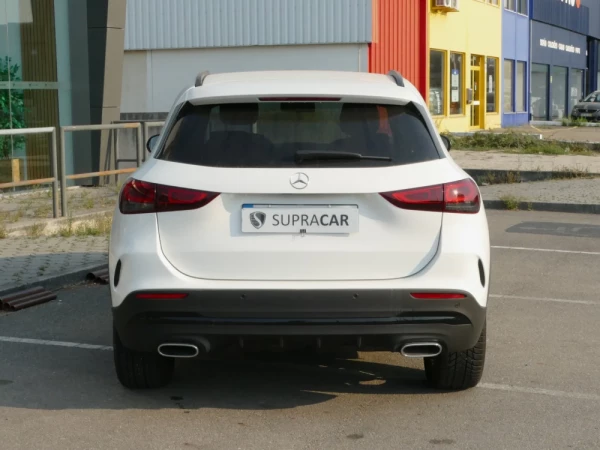 Mercedes-Benz GLA 250 e AMG Line 4