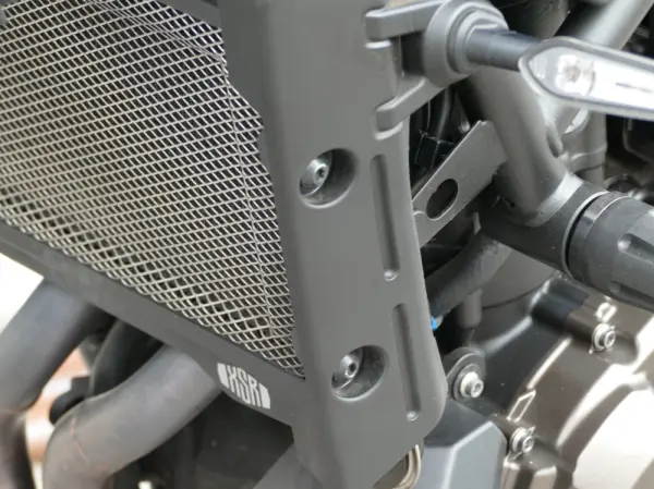Yamaha XSR 700 Tribute 8