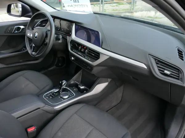 BMW 116 d Corporate Edition Auto 26