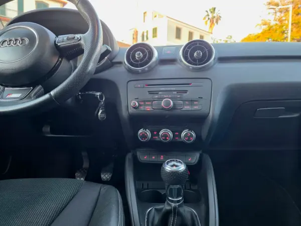 Audi A1 Sportback 2.0 TDi S-line 15