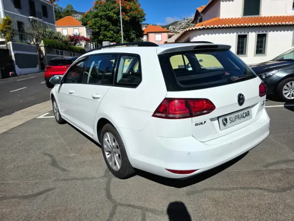 Volkswagen Golf 1.6 TDi Confortline 7
