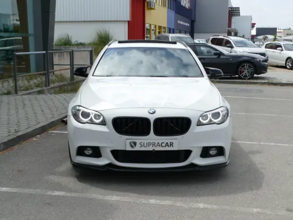 BMW 520 d Pack M Auto 2