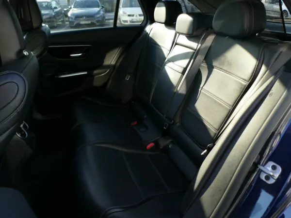 Mercedes-Benz C 300 e Avantgarde 35