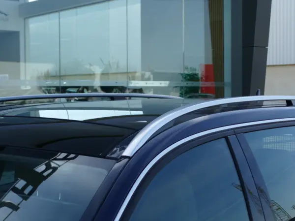Mercedes-Benz E 220 CDi Avantgarde BE Auto. 10