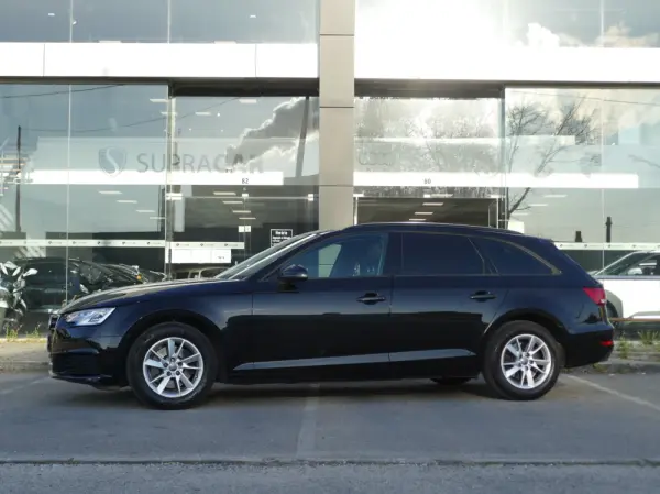 Audi A4 Avant 2.0 TDI 38