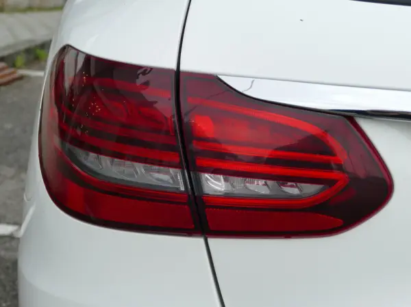 Mercedes-Benz C 220 d AMG Line 9