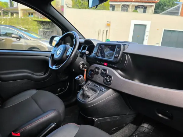 Fiat Panda 1.0 Hybrid Sport 14