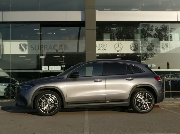 Mercedes-Benz EQA 250 AMG Line 18