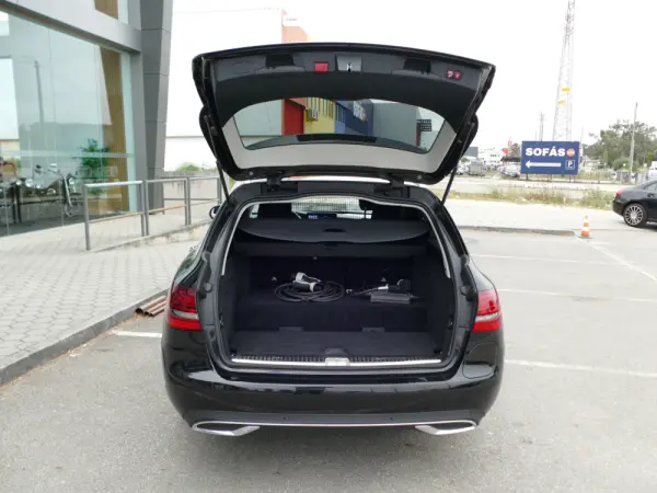 Mercedes-Benz C 300 de Avantgarde 13