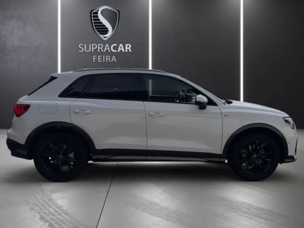 Audi Q3 35 TFSI S line S tronic 3