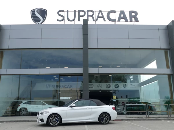 BMW 220 d Cabrio Pack M Auto 47