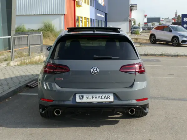 Volkswagen Golf 2.0 TSI GTi TCR DSG 5