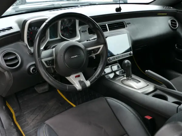 Chevrolet Camaro V Coupe 3.6L DI V6 Auto 26