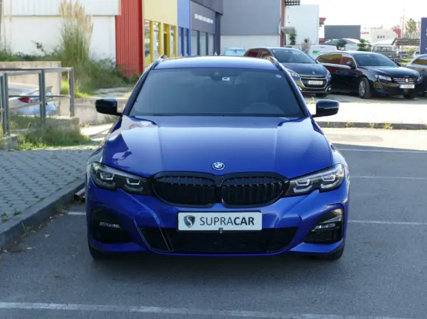 BMW 330 e Pack Desportivo M Auto 2