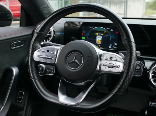 Mercedes-Benz CLA 250 e AMG Line 35