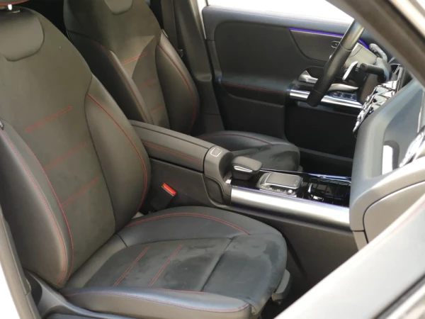 Mercedes-Benz GLA 250 e AMG Line 28