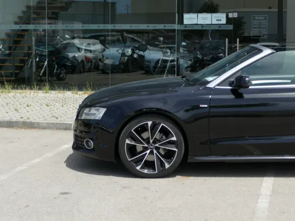 Audi A5 Cabrio 2.0 TDi S-line 16