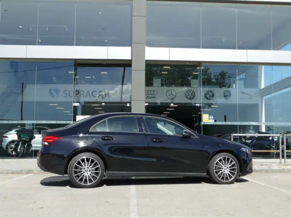 Mercedes-Benz A 250 Limousine e Style Plus 39