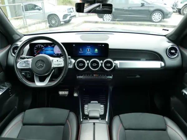 Mercedes-Benz GLB 180 d AMG Line 39