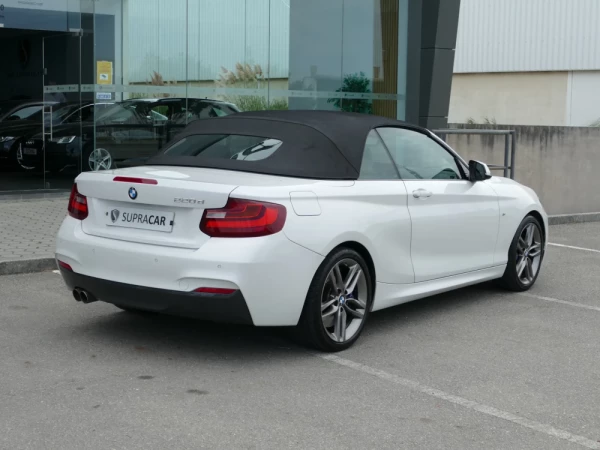 BMW 220 d Cabrio Pack M Auto 3