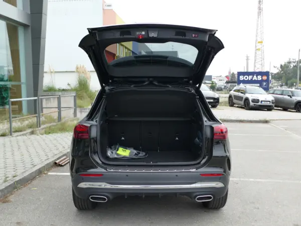 Mercedes-Benz GLA 250 e AMG Line 15