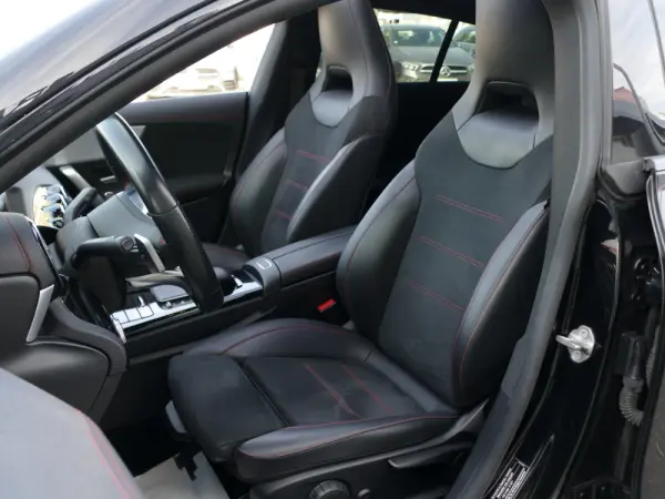 Mercedes-Benz CLA 250 e Shooting Brake AMG Line 31