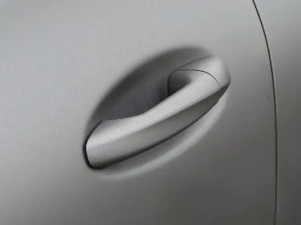 Mercedes-Benz CLA 250 e AMG Line 6