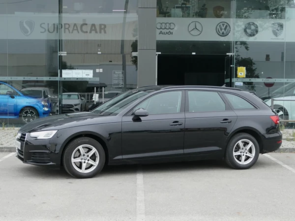 Audi A4 Avant 2.0 TDI Advance 14