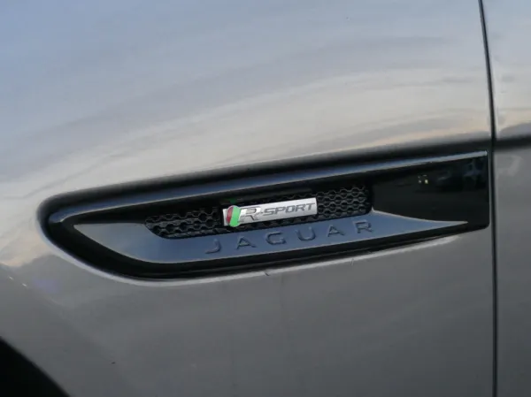 Jaguar XF Sportbrake 2.0 D R-Sport Aut. 6