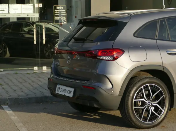 Mercedes-Benz EQA 250 AMG Line 6